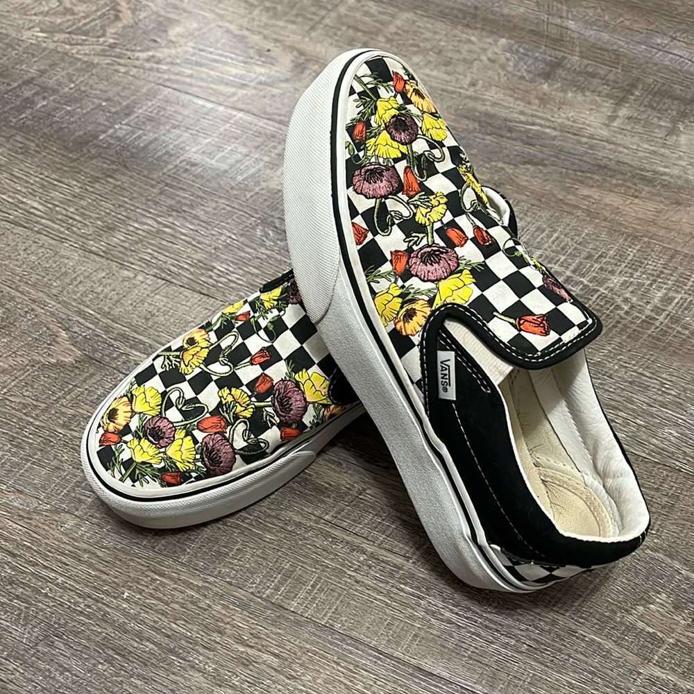 Vans Checkerboard Slip-On Sneakers in Black and White with Floral Print